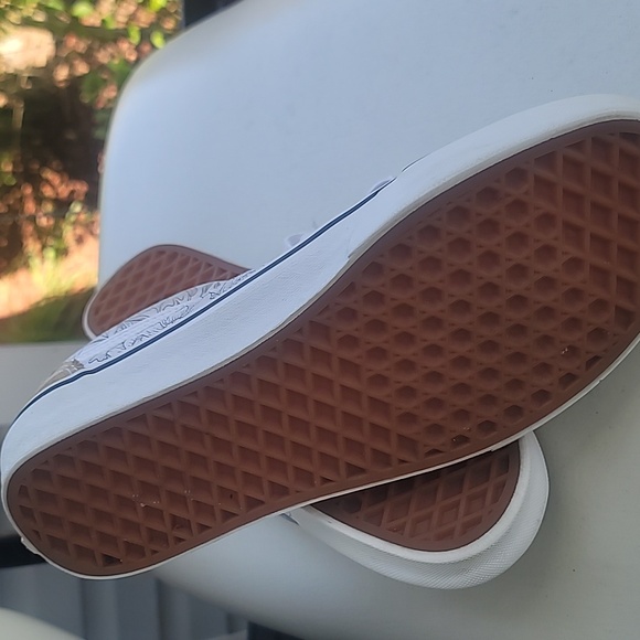 Vans Old Skool Sneakers Men's 8 Women's 9.5 Skate Shoes White Tan Floral Suede - Picture 8 of 10